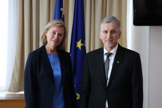 Zamjenik predsjedavajućeg Doma naroda PSBiH Kemal Ademović razgovarao sa ambasadoricom Kraljevine Norveške u BiH